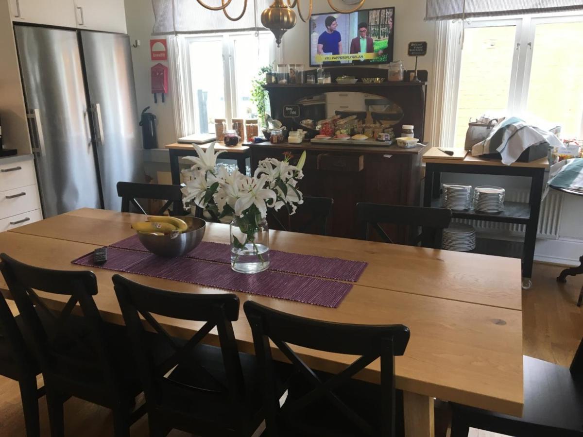 Jaernvaegshotellet B&B 斯卡拉 外观 照片