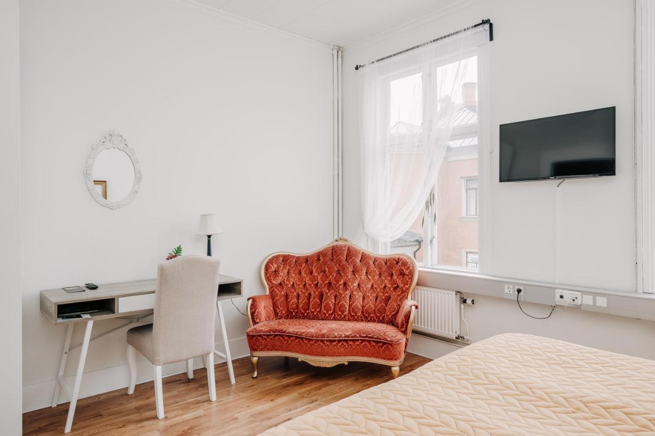 Jaernvaegshotellet B&B 斯卡拉 外观 照片