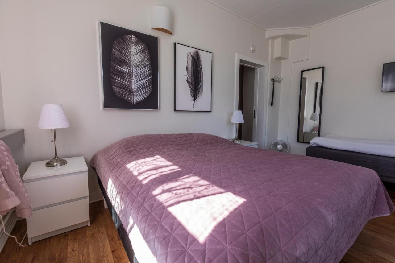 Jaernvaegshotellet B&B 斯卡拉 外观 照片